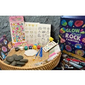 STEM Creative Rock Painting Kit with Glow Paints